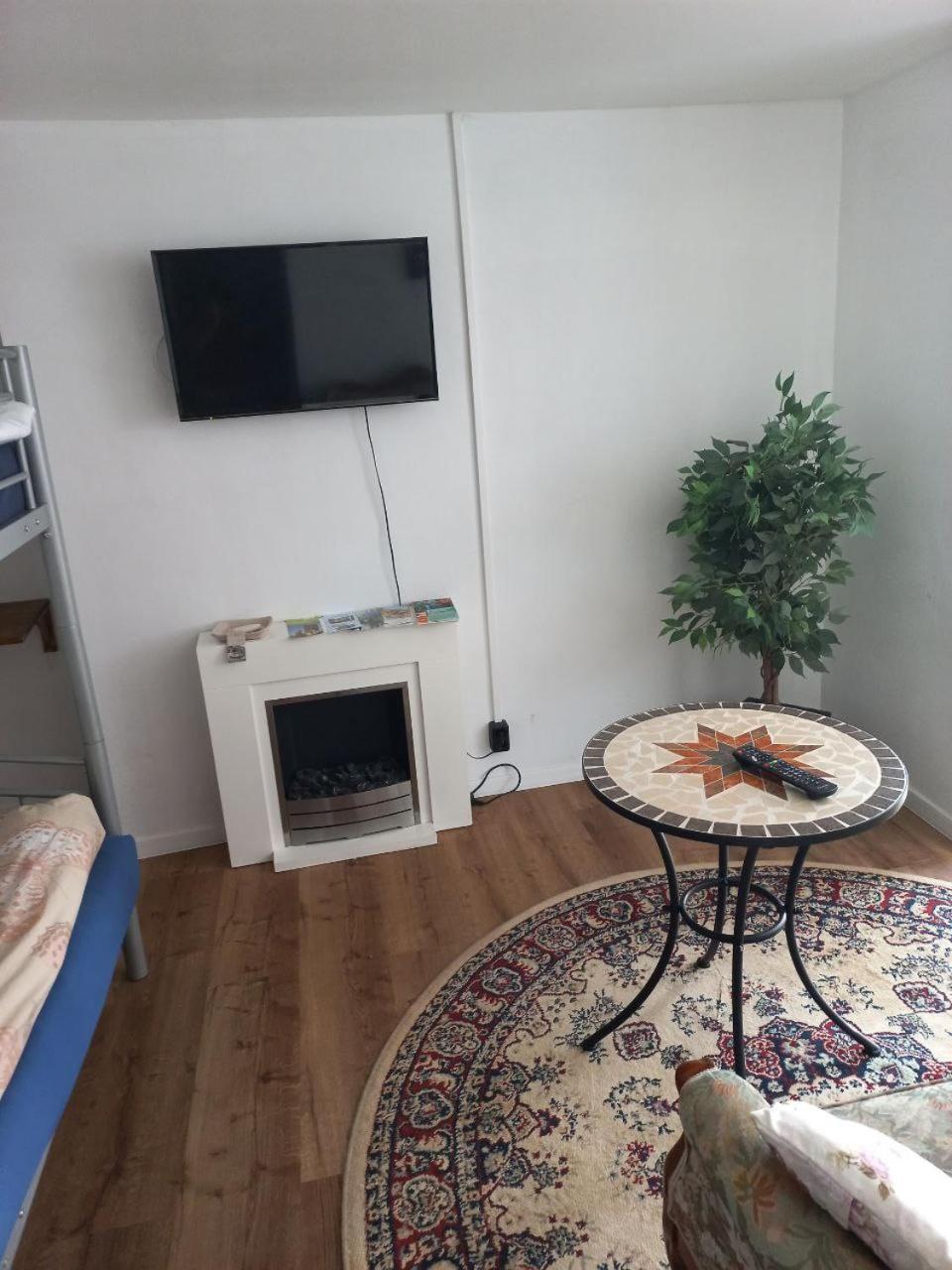 Bungalow Hugo Oppach Екстериор снимка